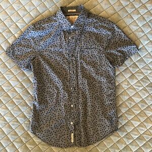 Penguin Heritage slim fit button down shirt men’s small - navy floral print